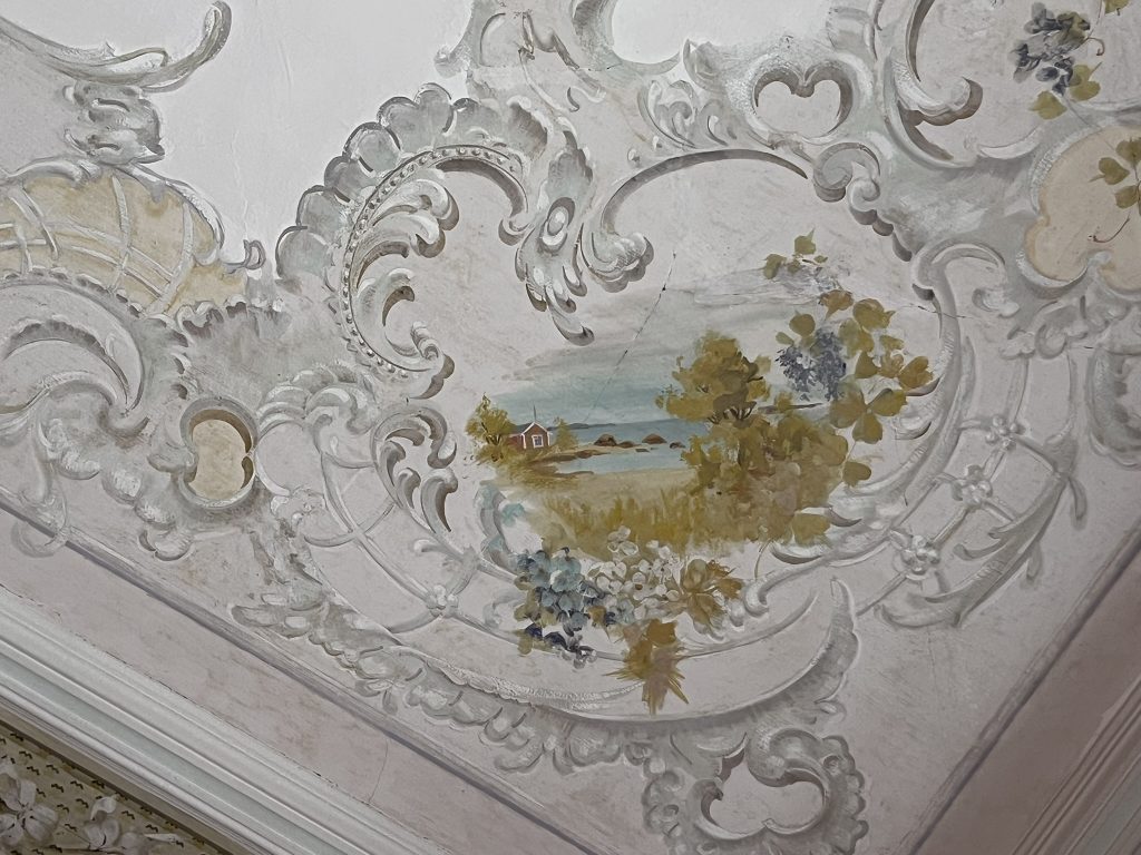 Oulun lääninhallituksen kattomaalaus