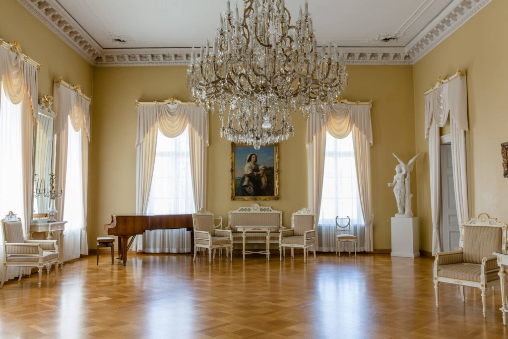 Smolna. Eteläesplanadi 6, Helsinki. Kuva valtioneuvoston kanslia.