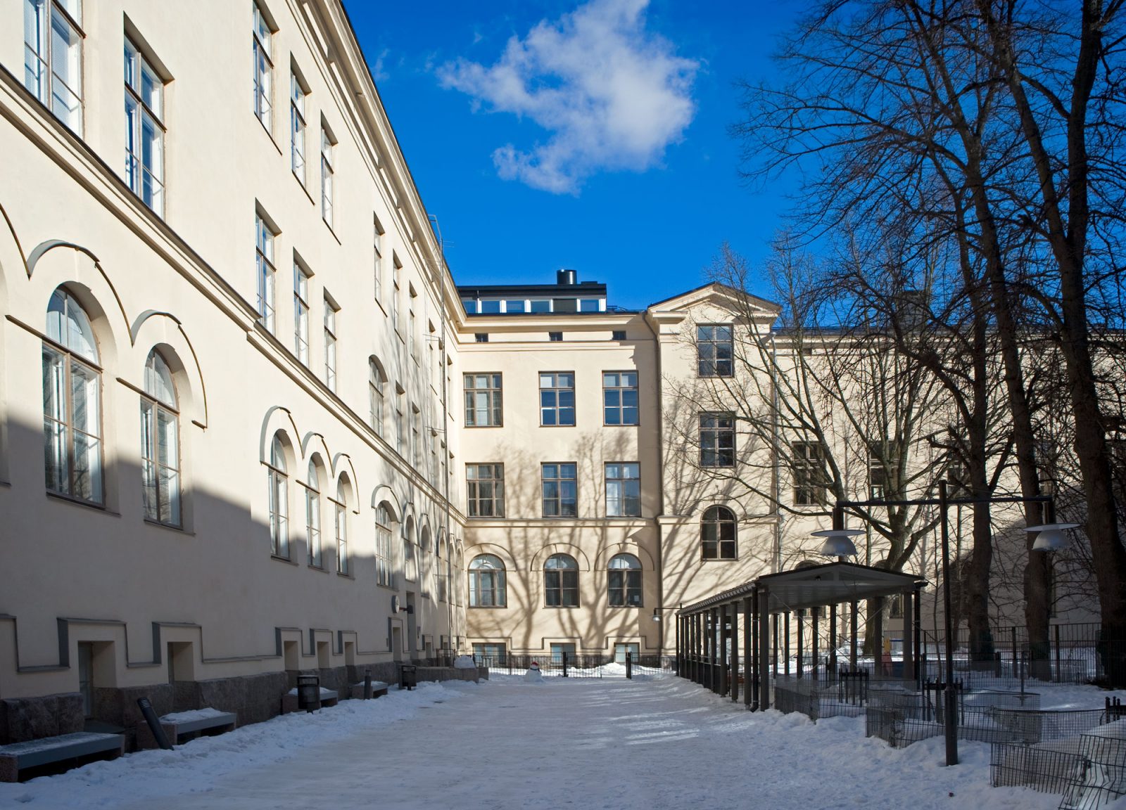 Helsingin eurooppalainen koulu - Senaatti-kiinteistöt